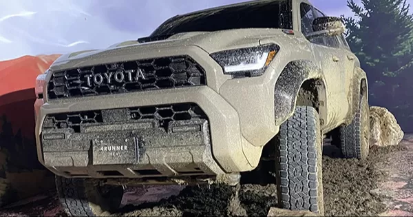 La TRD Pro HEV con un costo de $1,331,400 pesos llegarÃ¡ en una ediciÃ³n limitada de solo 150 unidades.