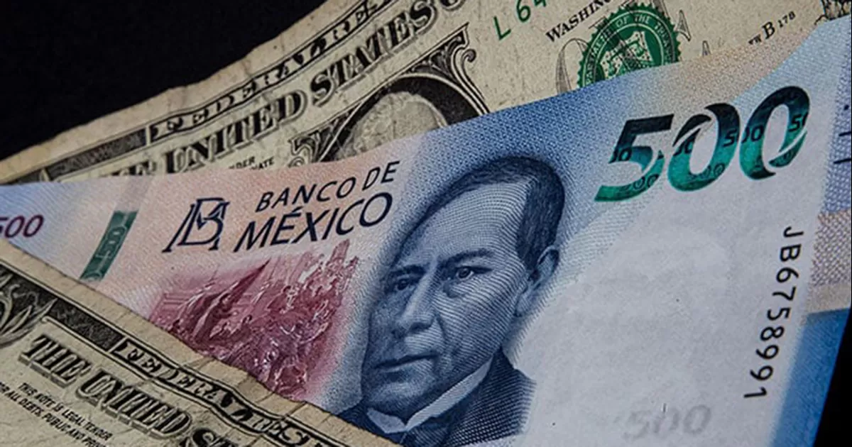 Peso retrocede contra el dÃ³lar ante una mayor aversiÃ³n al riesgo