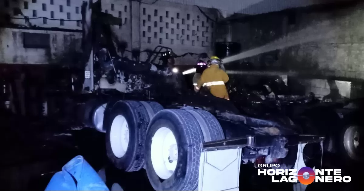 El siniestro se registró la noche del domingo 22 de junio, poco antes de las 23:00 horas en la Zona Industrial de la ciudad.