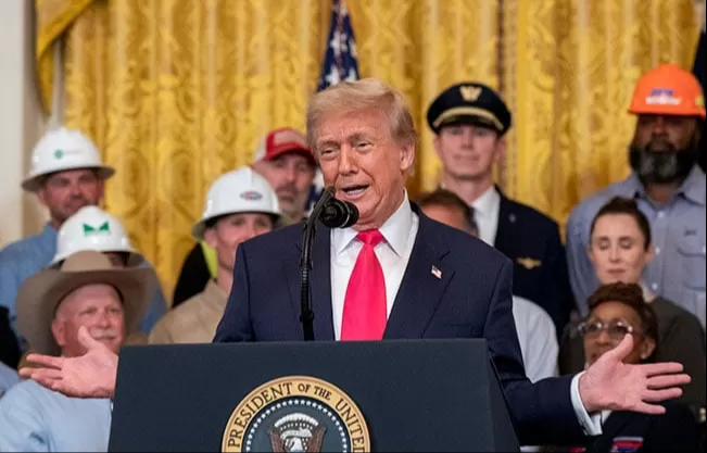 Trump clama victoria tras fallo del Supremo a favor de su orden para limitar la ciudadanía