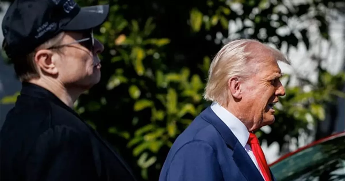 ¿Será capaz Donald Trump de deportar a Elon Musk ? "tendría que regresar a Sudáfrica"