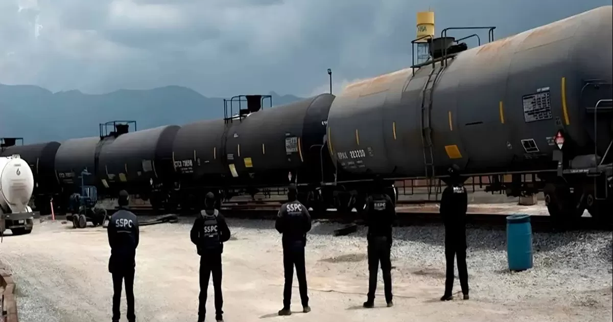 Realiza Federación histórico decomiso de 15 millones de litros de combustible ilegal en Saltillo y Ramos