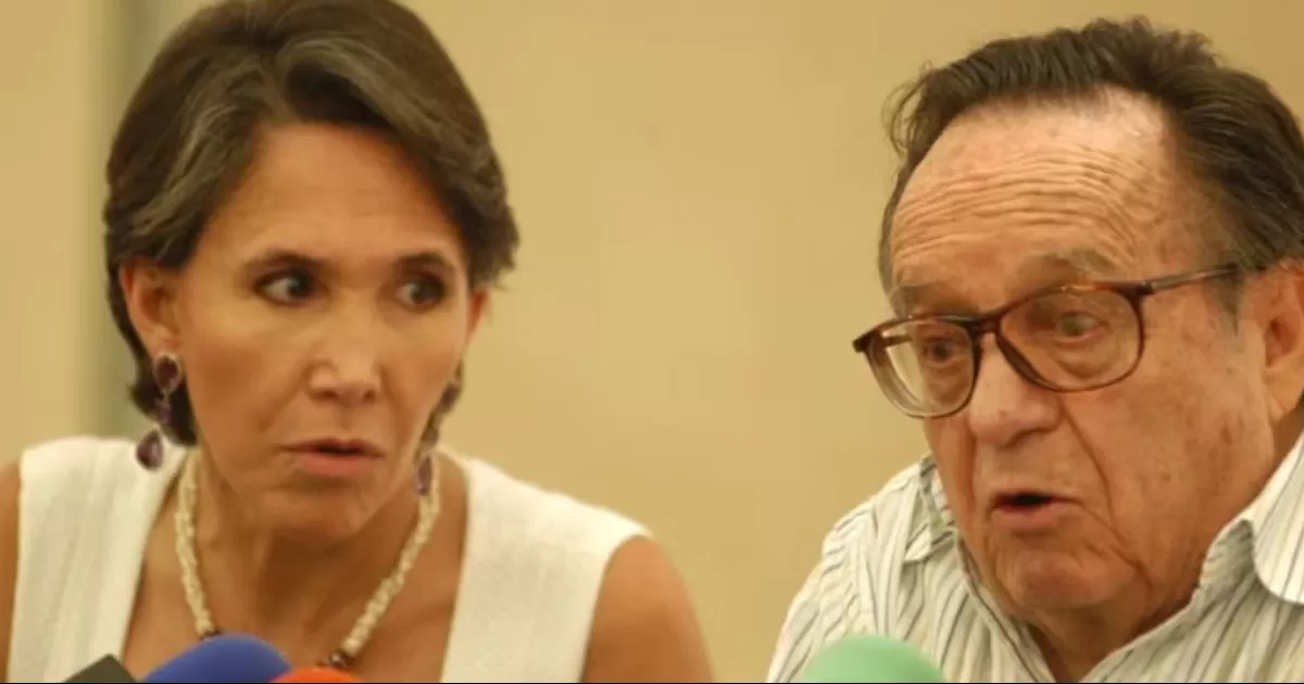 Exhiben videos de Florinda Meza golpeando a Chespirito en plena entrevista: ‘Te están oyendo’