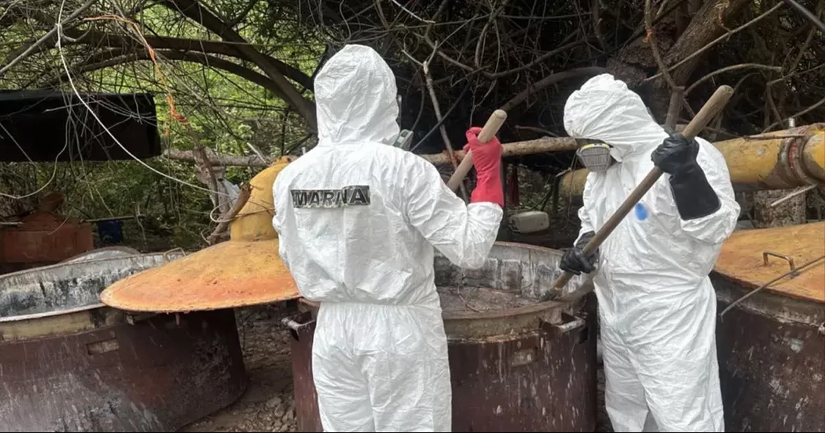 Desmantelan narcolaboratorio y aseguran casi 100 kilos de metanfetamina en Culiacán