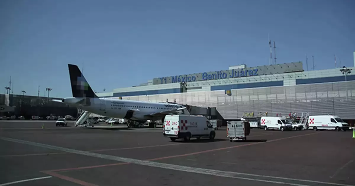 EU acusó a México de incumplir acuerdo de transporte aéreo tras obligar a aerolíneas a reubicar operaciones de carga; anunció medidas